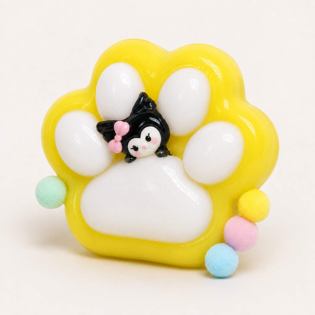 Minnie Mouse Paw Shaped Slow Rise Squishy Toy